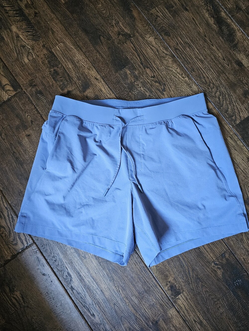 LULULEMON MENS ZEROED IN SHORTS SIZE L